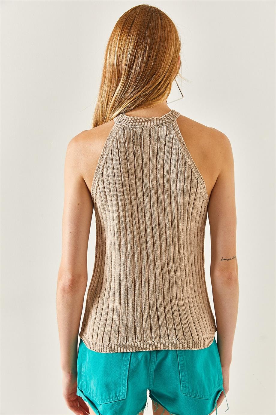 Halter Yaka Lazer Detaylı Triko Bluz Taş