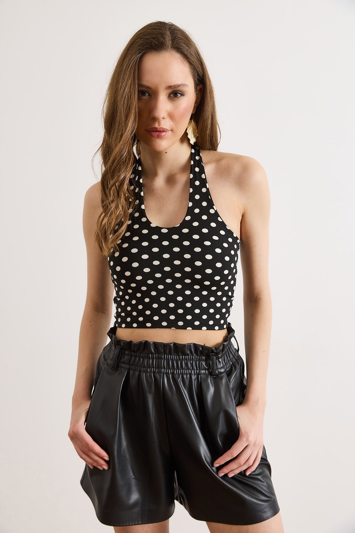 Halter Yaka Puantiye Crop Bluz Siyah