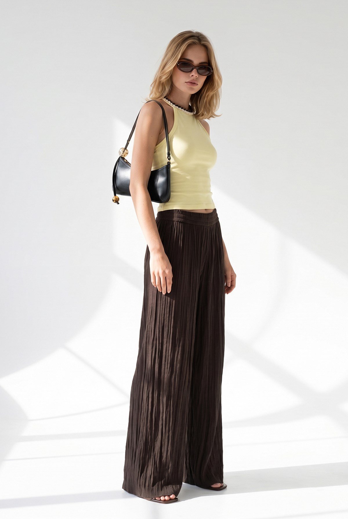 Halter Yaka Zincir Garnili Fitted Esnek Ribana Bluz Sarı