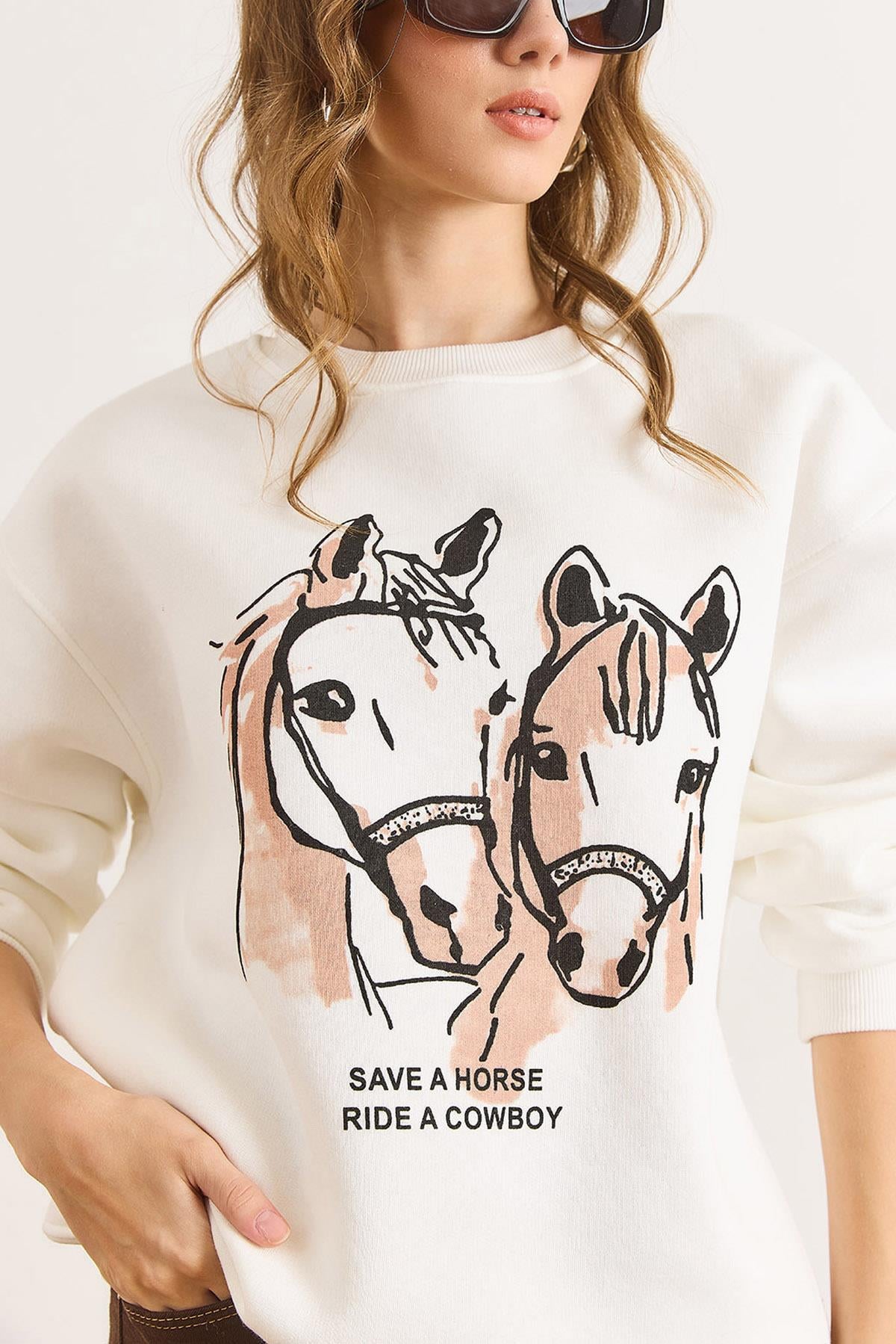 Horses Şardonlu Kalın Sweatshirt Beyaz