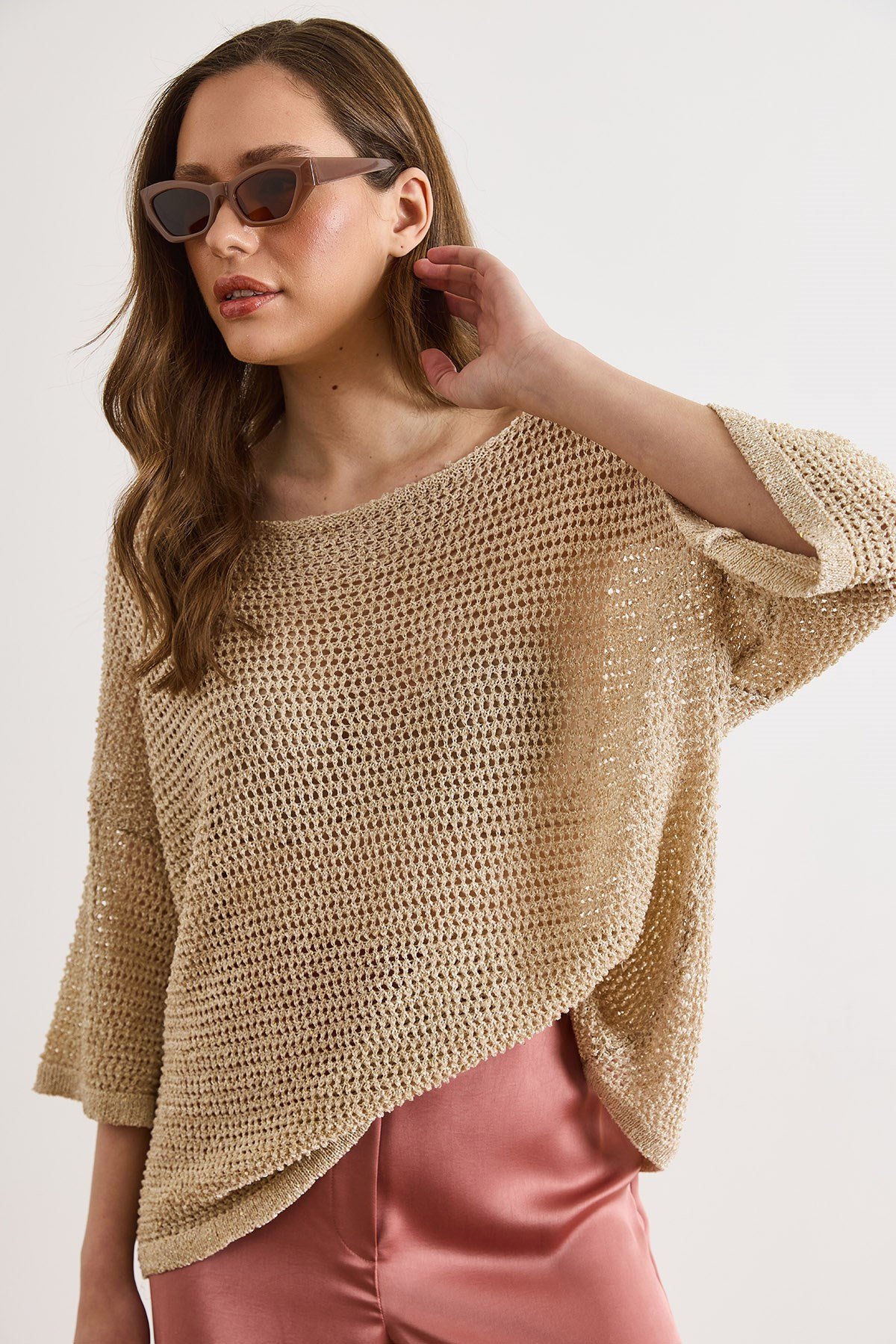 İpliği Minik Pullu Ajurlu Loose Fit Triko Bluz Taş