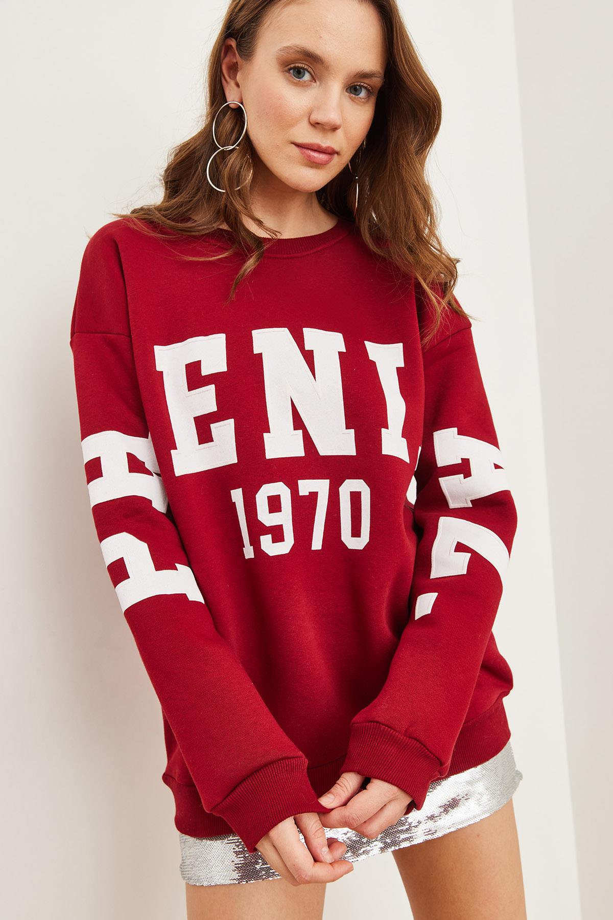 Kabartma Baskılı Oversize Şardonlu Sweatshirt Bordo