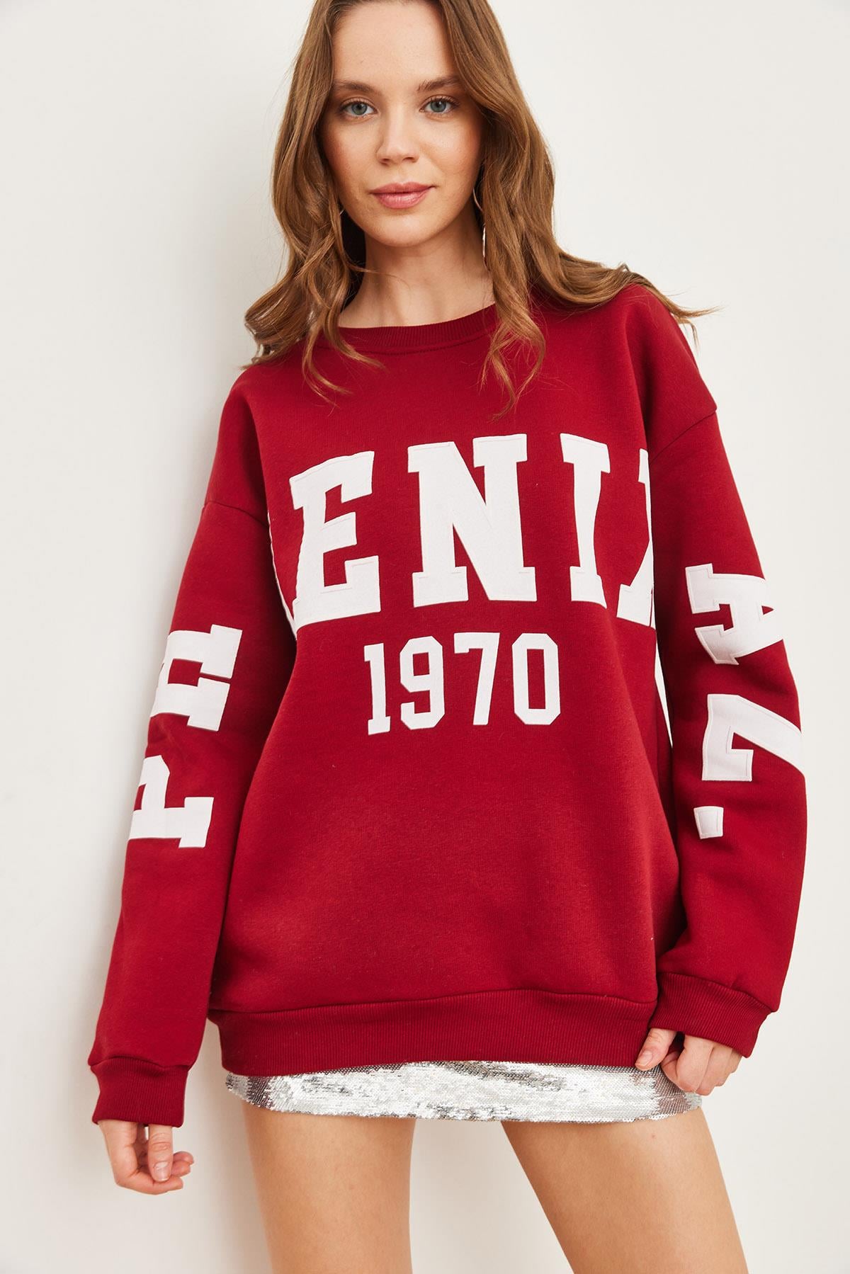 Kabartma Baskılı Oversize Şardonlu Sweatshirt Bordo