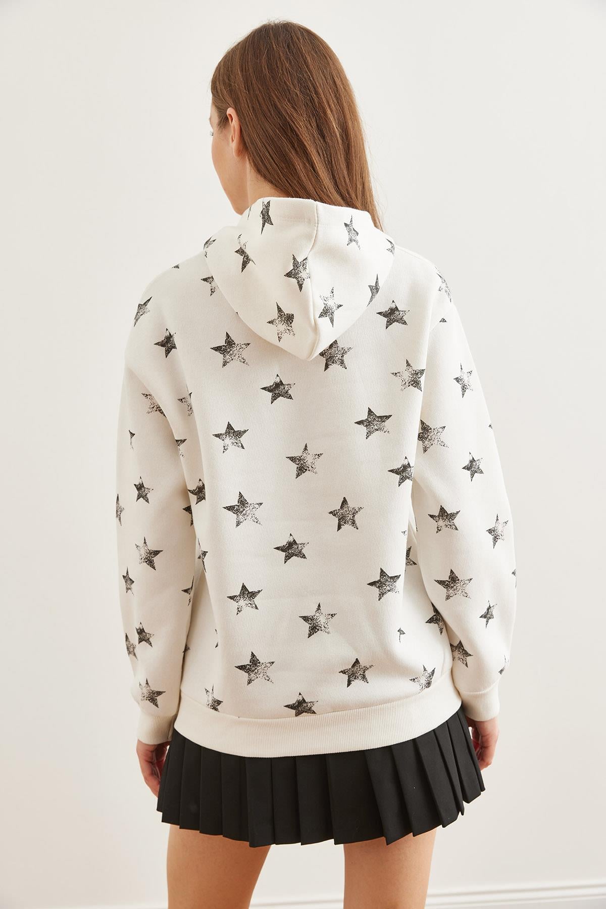 Kapüşonlu Yıldız Baskılı Şardonlu Kalın Sweatshirt Ekru Siyah