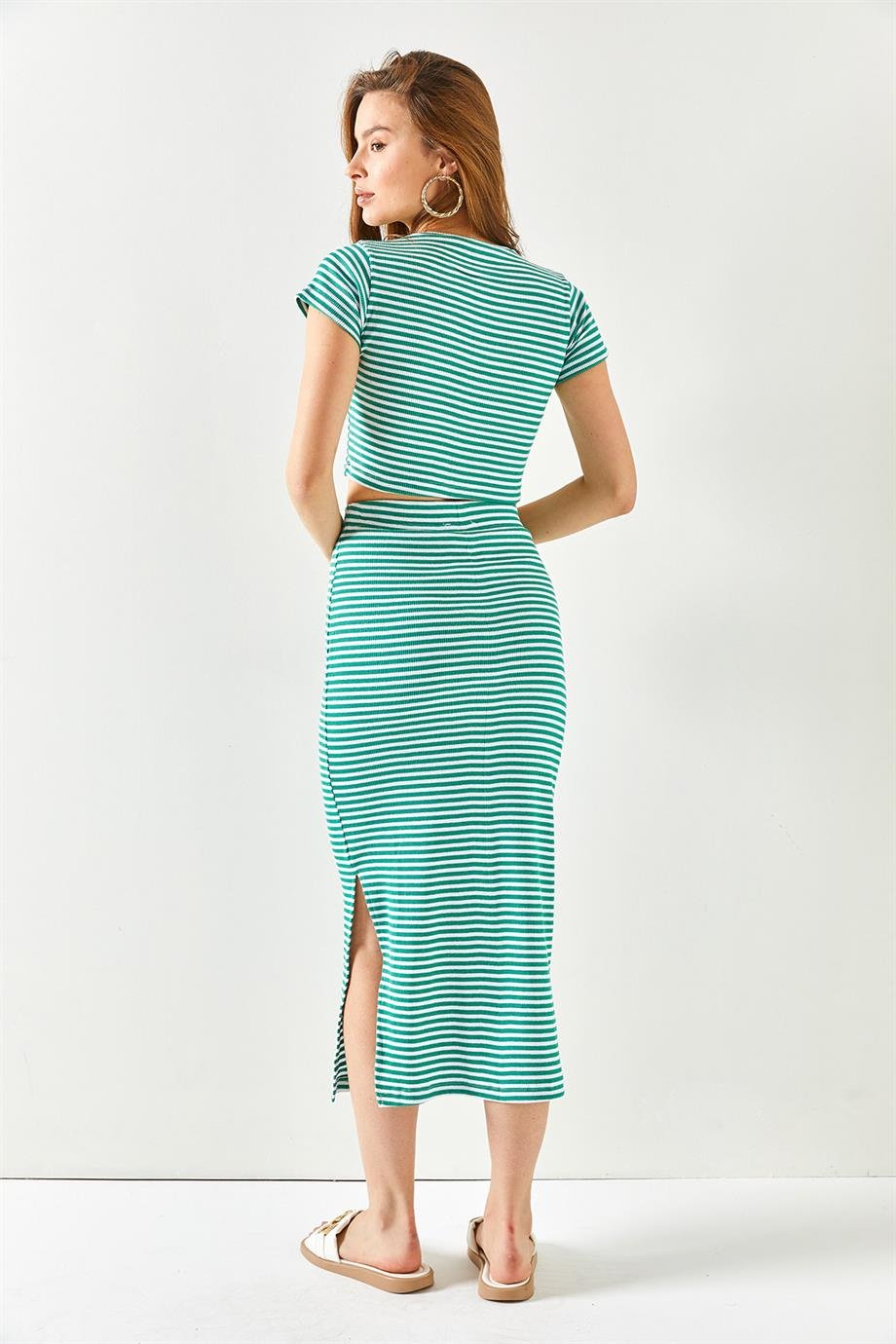 Kısa Kollu Yırtmaçlı Etekli Likralı Takım Çizgili Yeşil