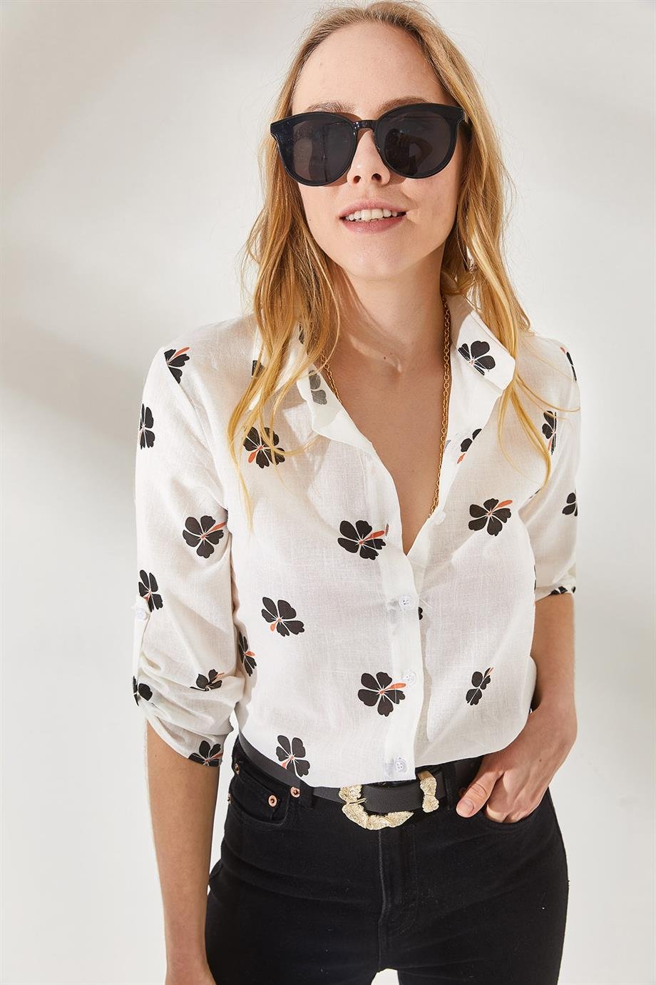 Kol Katlamalı Keten Gömlek Papatya Siyah