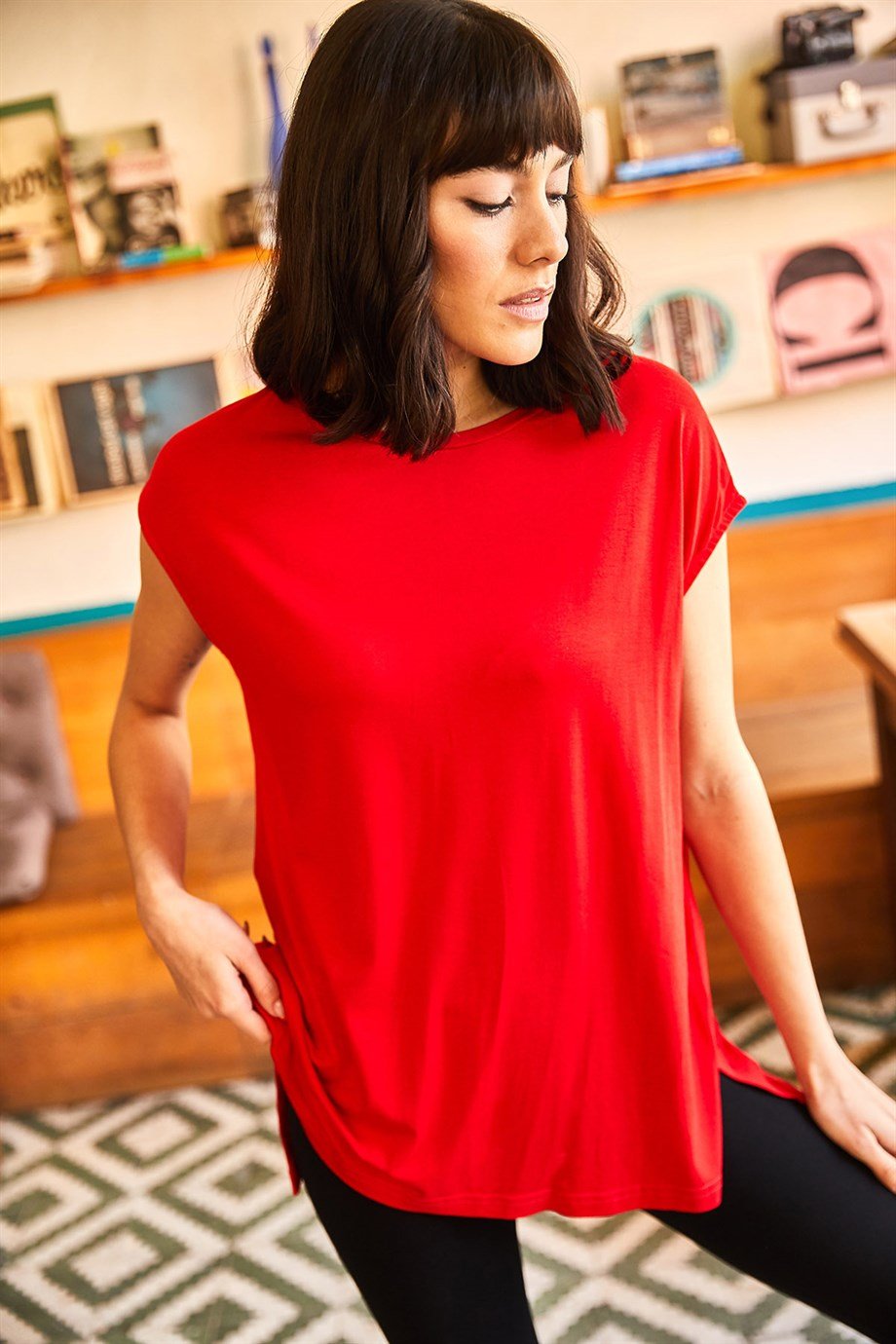 Kolsuz Yanı Yırtmaçlı Oversize Örme Viscon Bluz Kırmızı