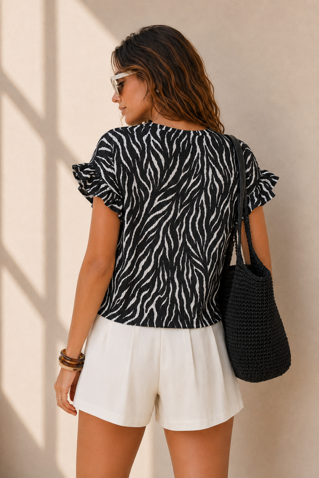 Kolu Fırfırlı Kaşkorse Tişört Siyah Zebra