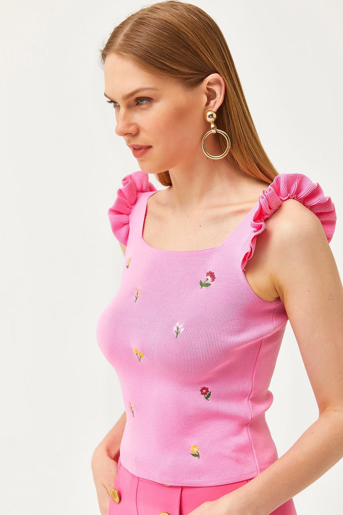 Kolu Fırfırlı Nakış Detaylı Triko Bluz Pembe