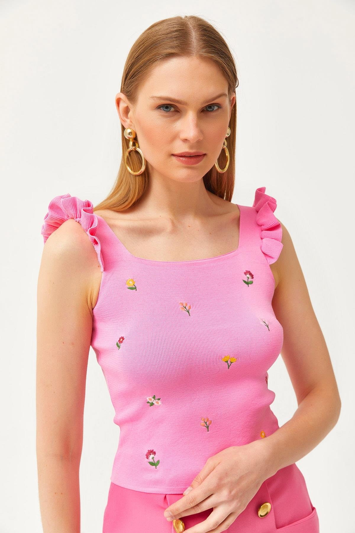 Kolu Fırfırlı Nakış Detaylı Triko Bluz Pembe