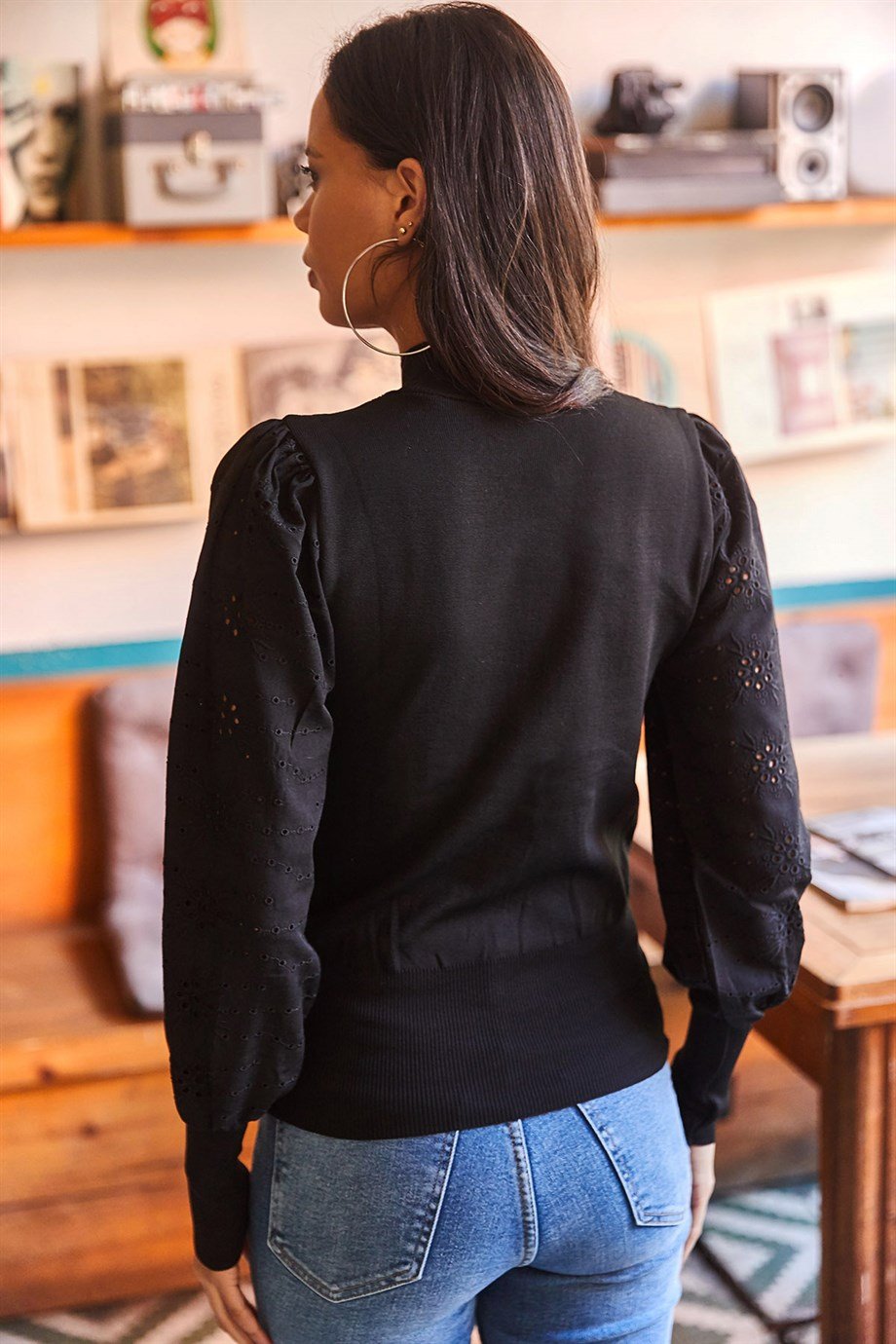 Kolu Fisto Damla Detaylı Crop Triko Bluz Siyah
