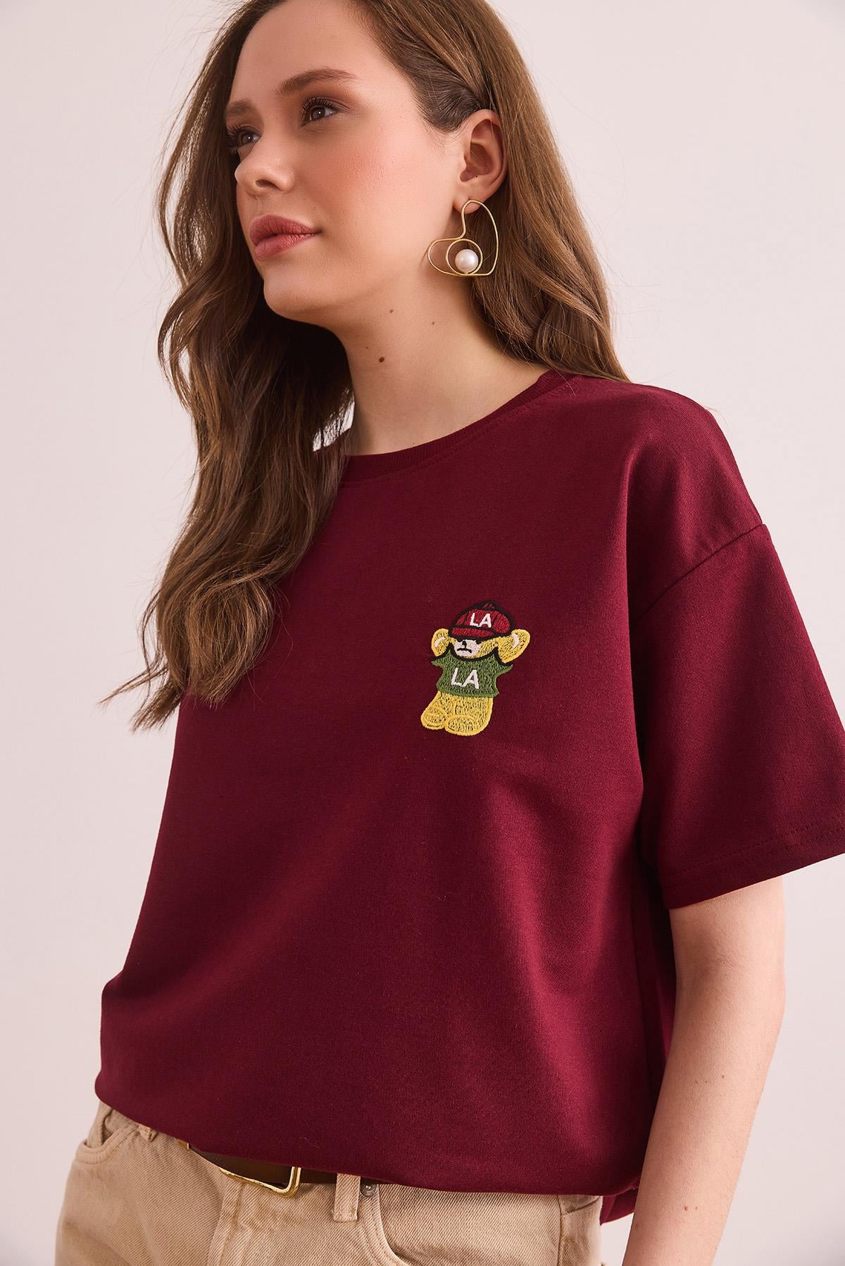 LA Nakışlı Boyfriend 2 İp Tişört Bordo
