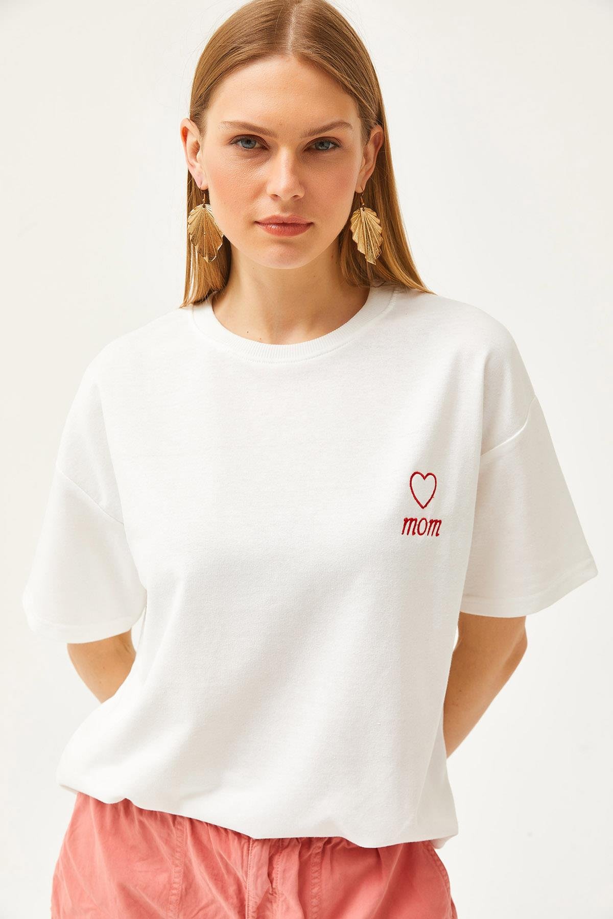 Mom Nakışlı 2 İplik Oversize Tişört Ekru