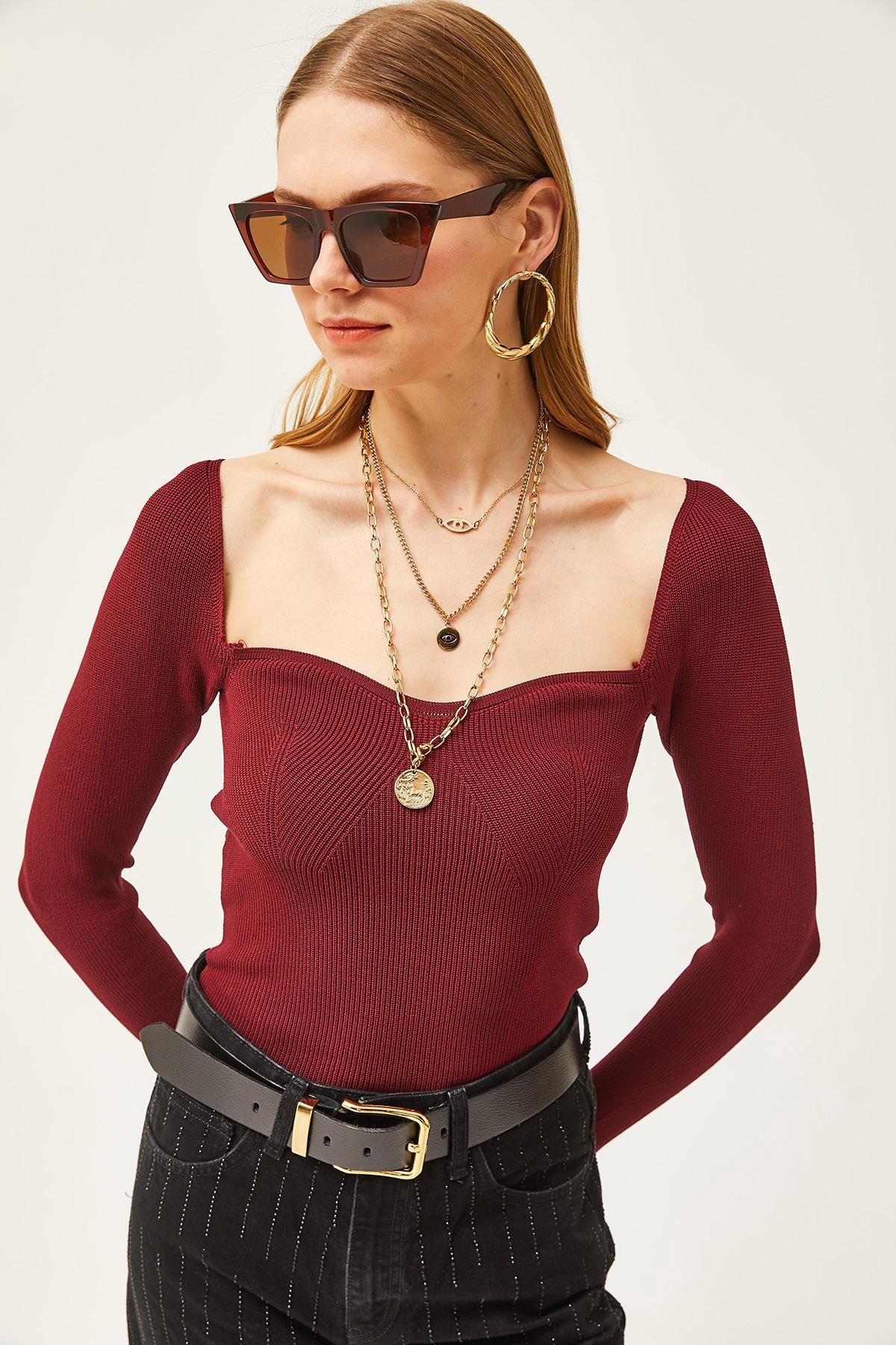 Öpücük Yaka Crop Triko Bluz Bordo
