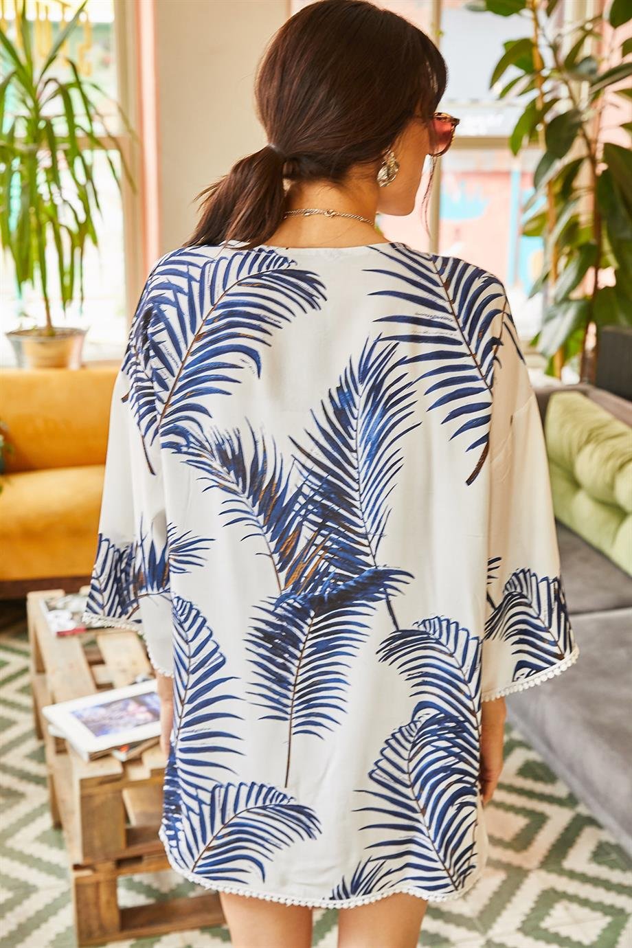 Palmiye Güpür Detaylı Viskon Kimono Lacivert