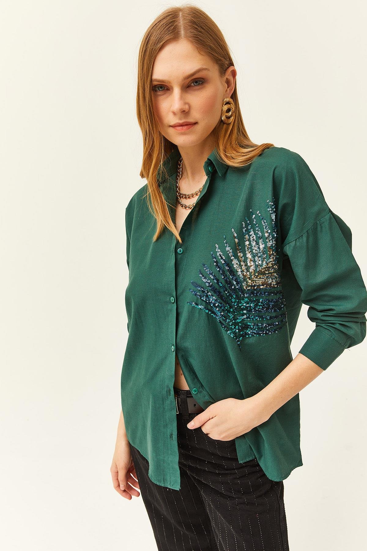 Palmiye Pul Detaylı Oversize Dokuma Poplin Gömlek Zümrüt Yeşili