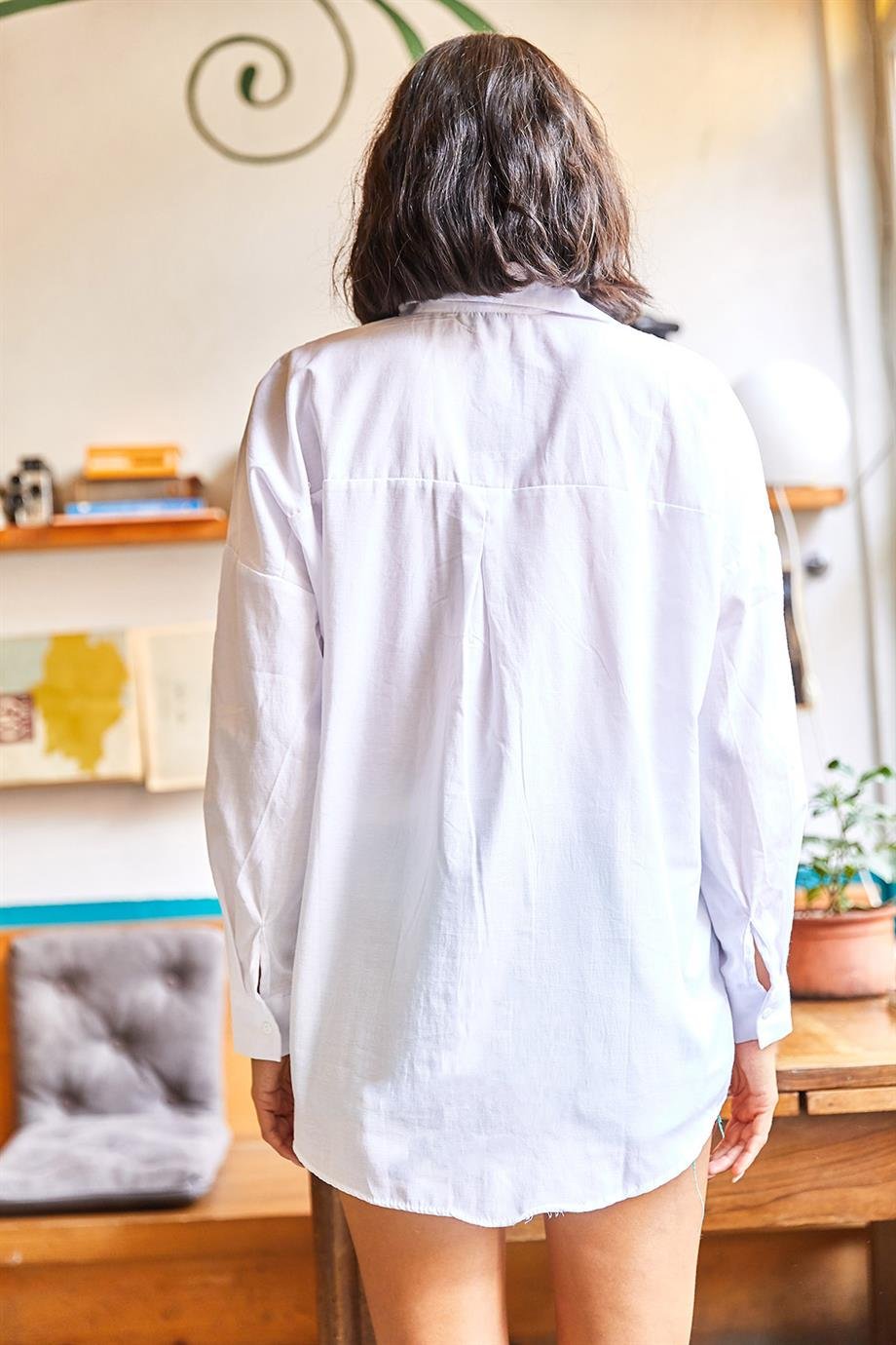 Palmiye Pul Detaylı Oversize Dokuma Poplin Gömlek Beyaz