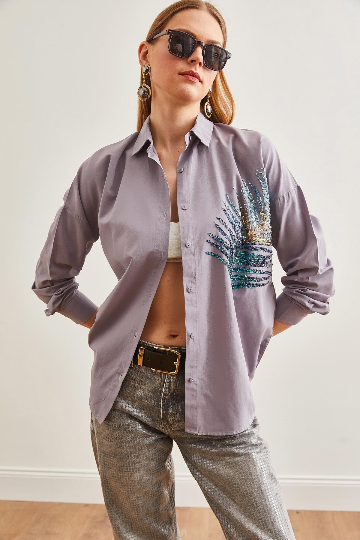Palmiye Pul Detaylı Oversize Dokuma Poplin Gömlek Gri