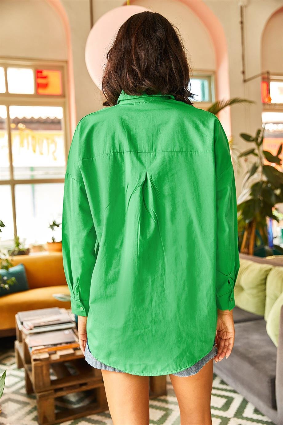 Palmiye Pul Detaylı Oversize Dokuma Poplin Gömlek Çimen Yeşili