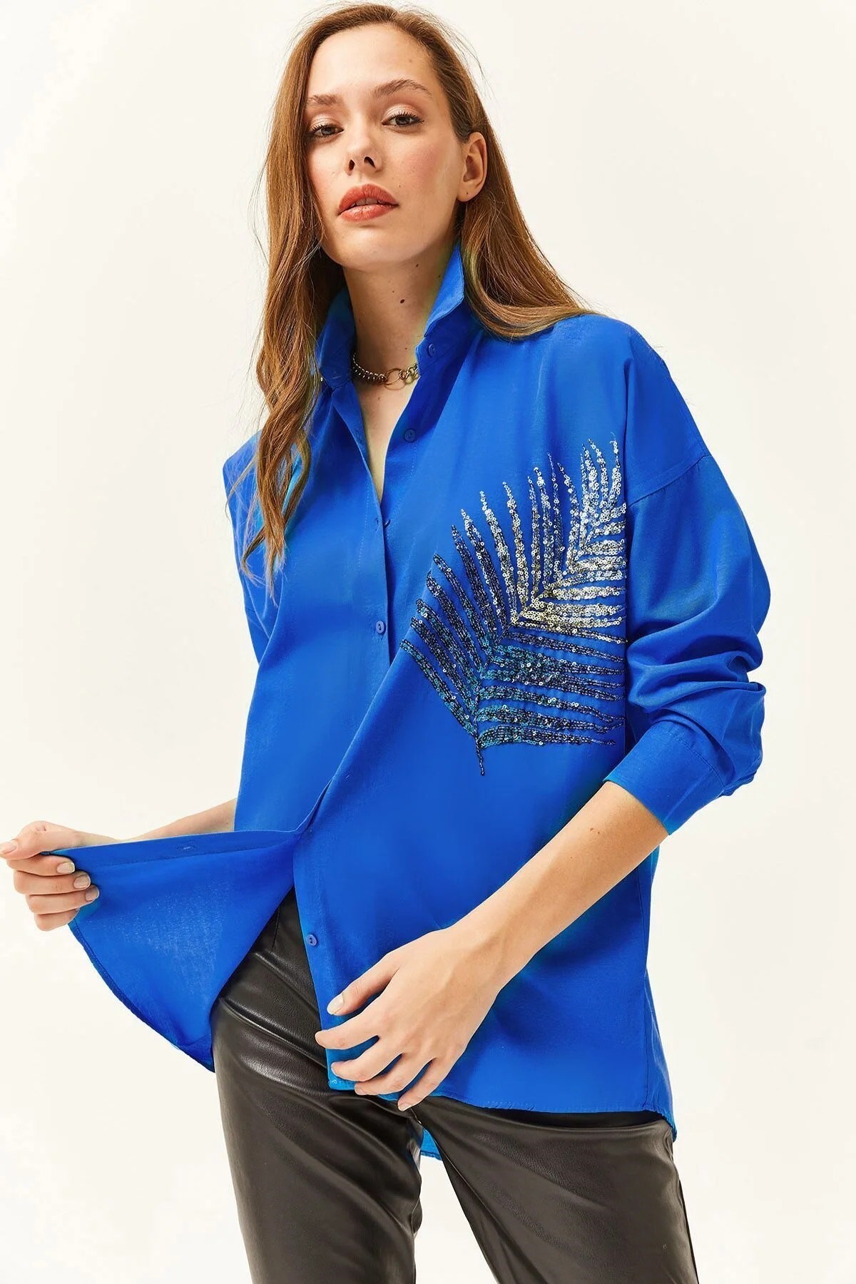 Palmiye Pul Detaylı Oversize Dokuma Poplin Gömlek Saks Mavi