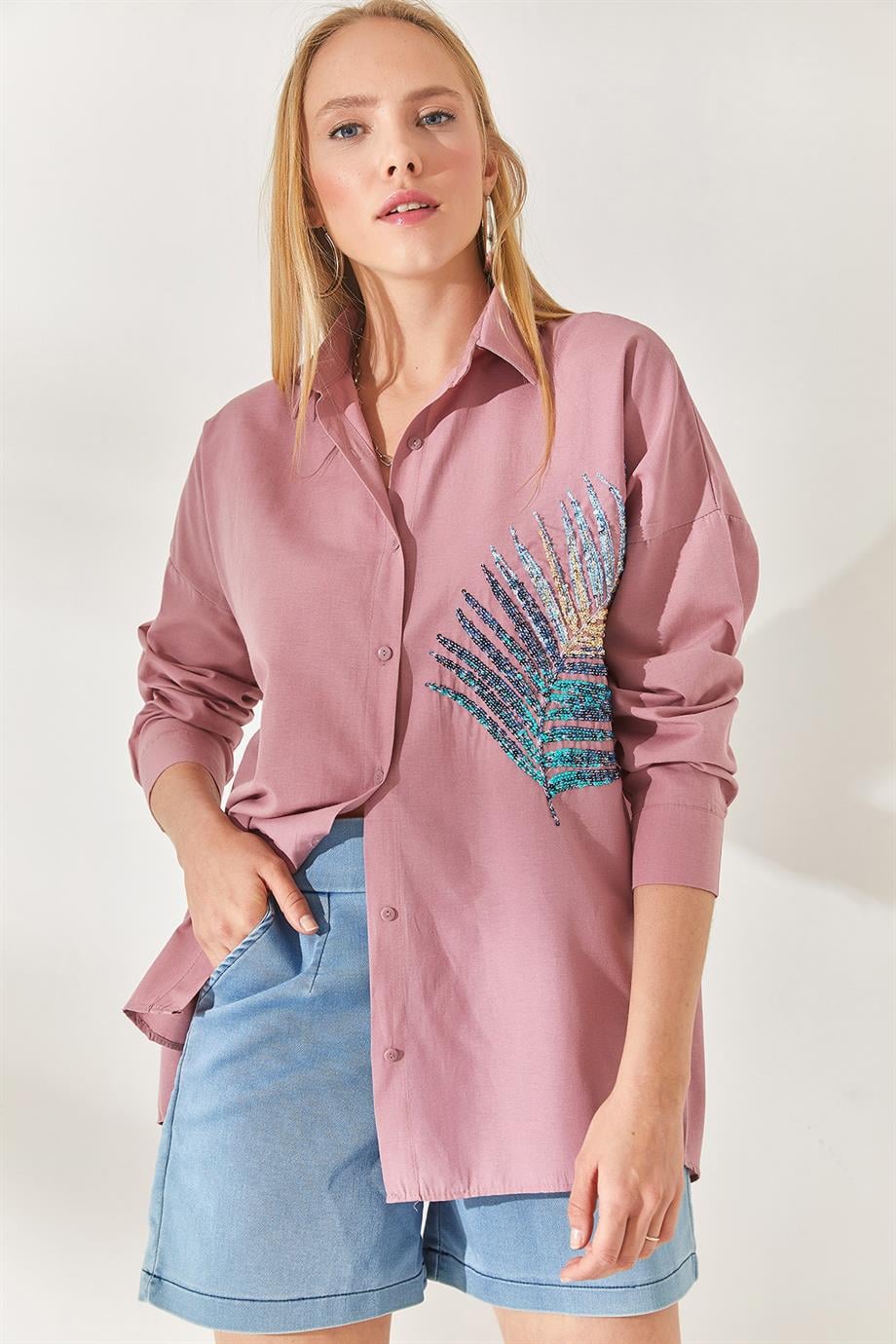Palmiye Pul Detaylı Oversize Dokuma Poplin Gömlek Gül Kurusu
