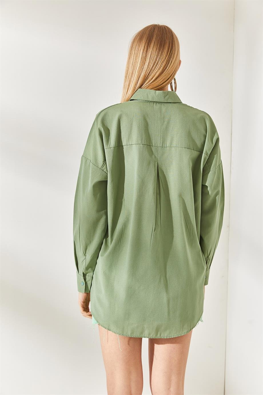 Palmiye Pul Detaylı Oversize Dokuma Poplin Gömlek Küf Yeşili