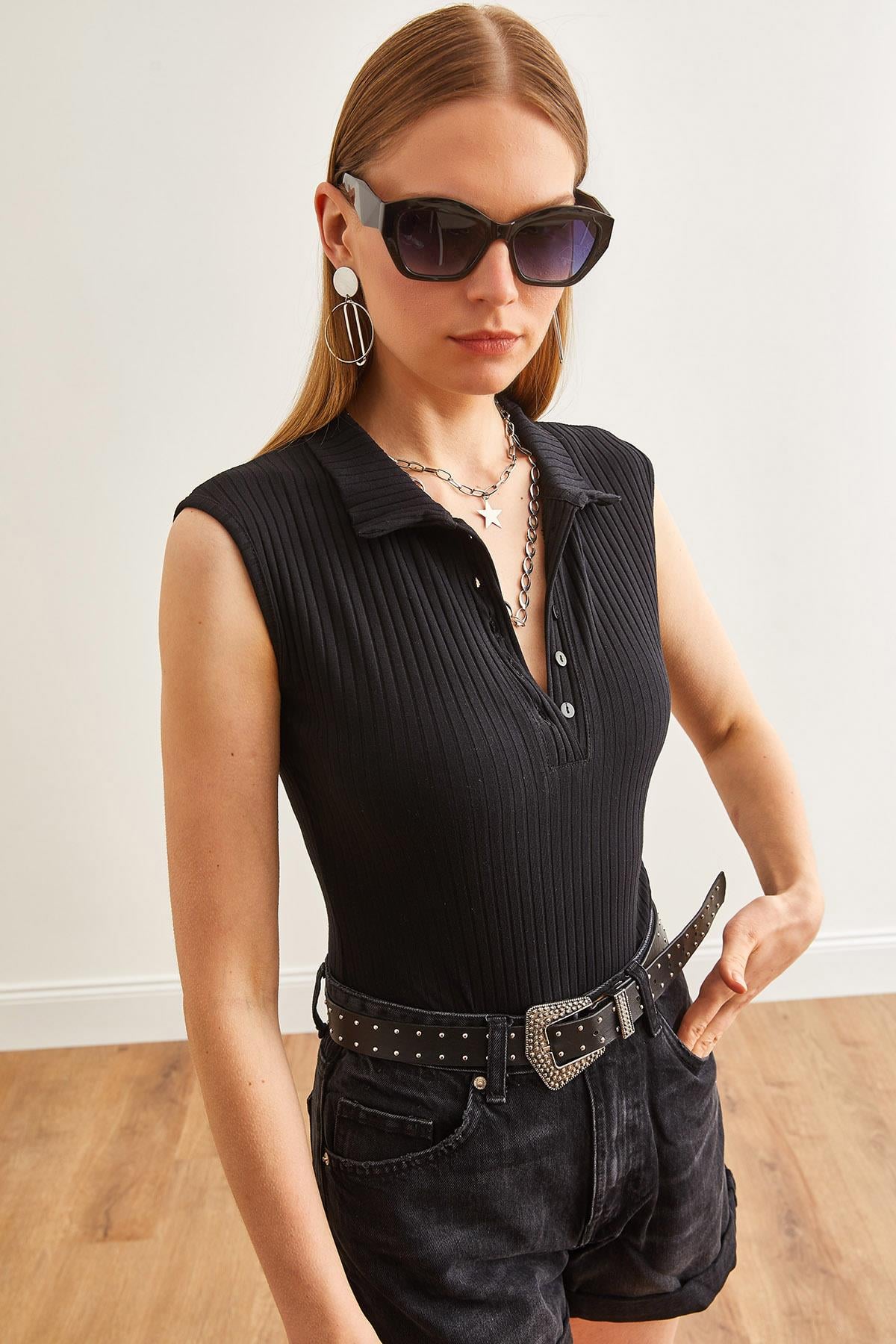 Polo Yaka Düğmeli Altı Çıtçıtlı Bodysuit Siyah