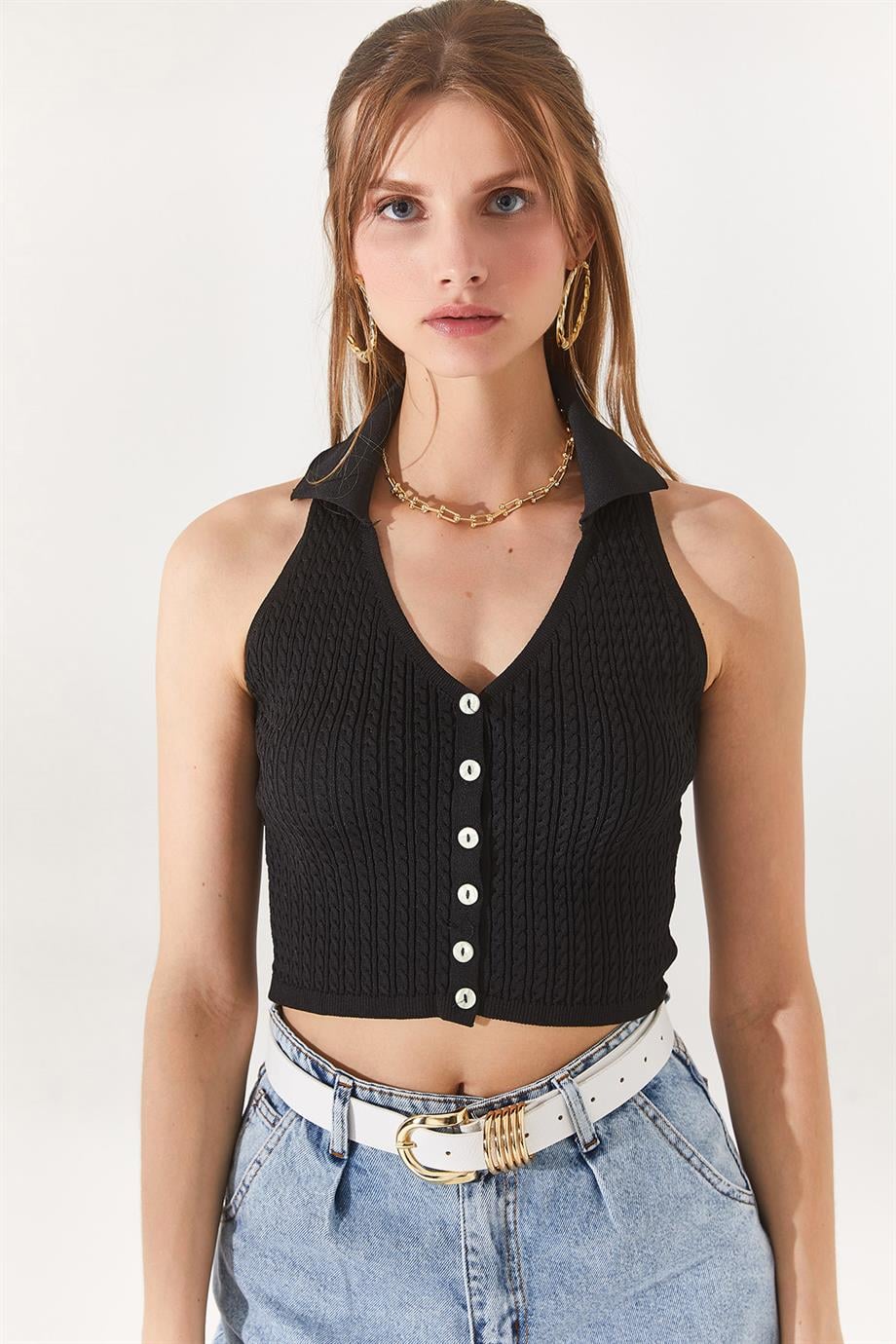 Polo Yaka Düğmeli Sırt Dekolteli Crop Bluz Siyah