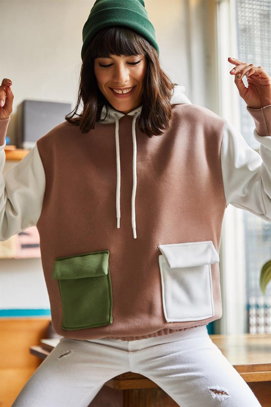 Renk Bloklu İçi Polarlı Sweatshirt Kahverengi Ekru