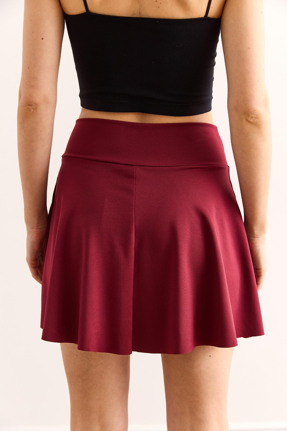 Şortlu Mini Kloş Etek Bordo