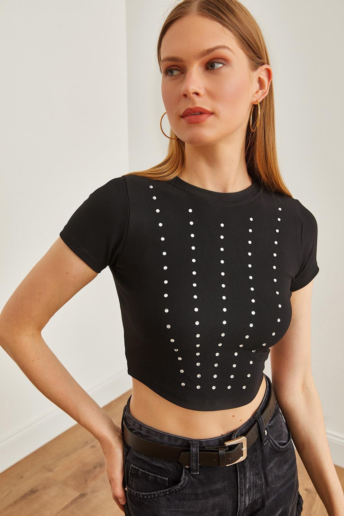 Taş Detaylı İnce Fitilli Crop Bluz Siyah