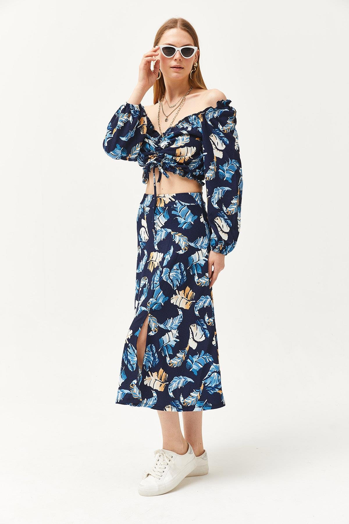 Üst Bluz Alt Yırtmaçlı Etek Takım Lacivert