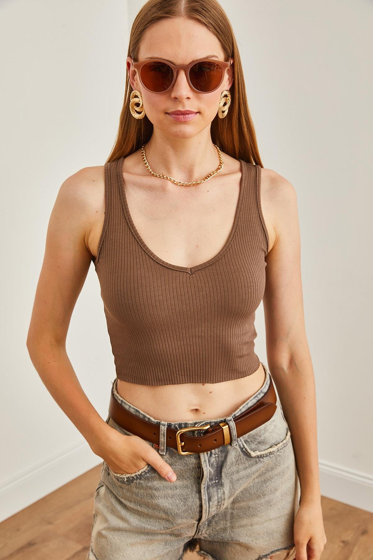 V Yaka Fitilli Crop Tişört Vizon
