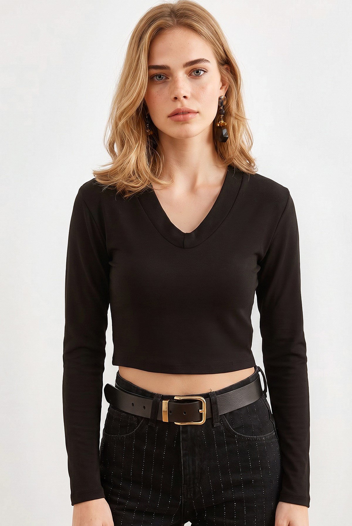V Yaka Yumuşak Dokulu Crop Bluz Siyah