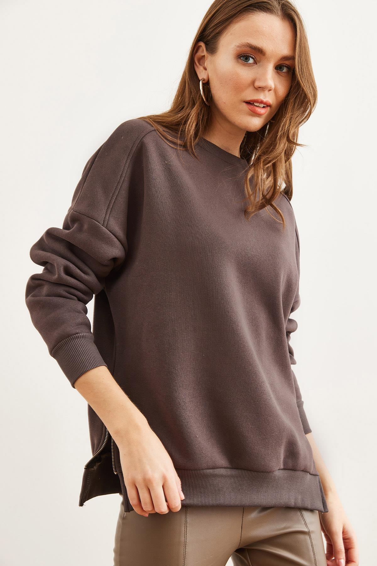Yanları Fermuar Detaylı İçi Polarlı Kalın Sweatshirt Vizon