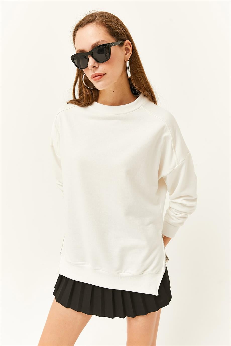 Yanları Fermuar Detaylı İçi Polarlı Kalın Sweatshirt Ekru