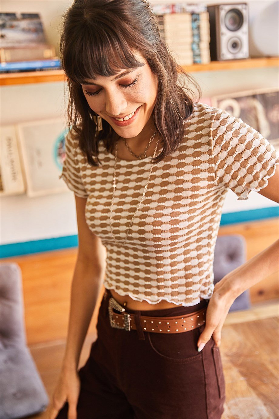 Yarı Transparan Örme Crop Bluz Vizon
