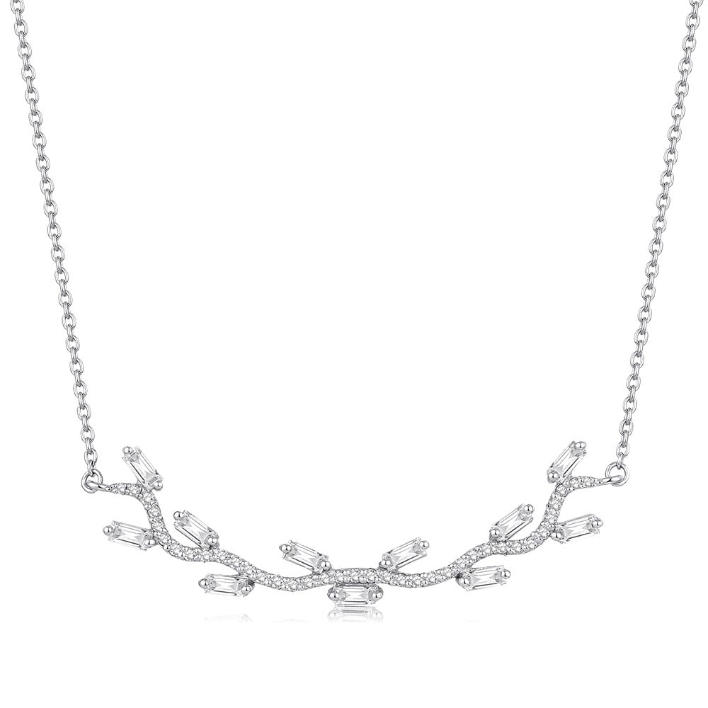 0.66 Karat Pırlanta Baget Kolye