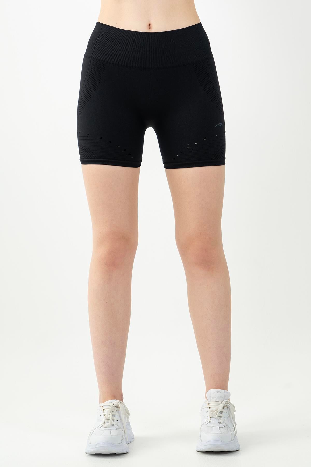 Maraton Active SlimFit Kadın    Koşu Şort 818016