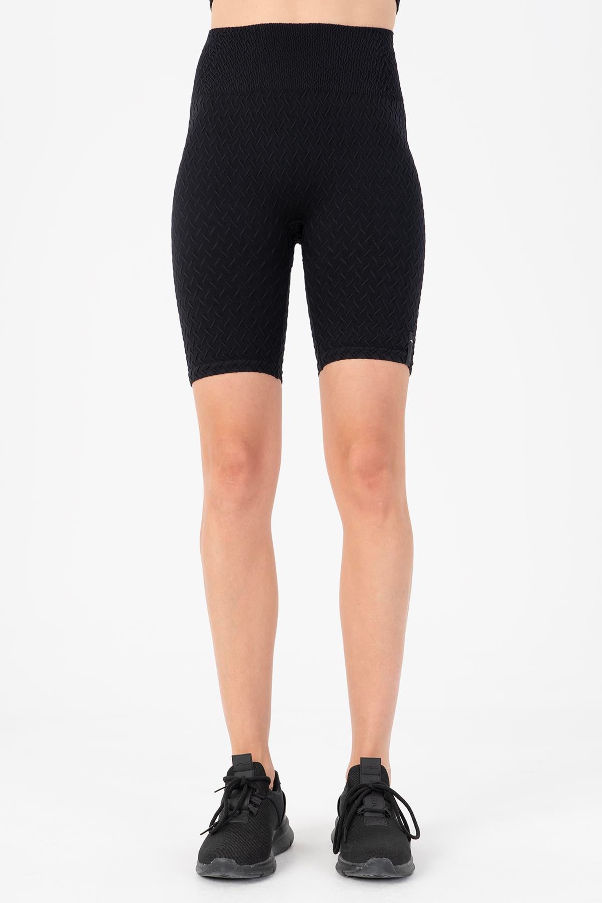 Maraton Active SlimFit Kadın  Şort  Koşu Siyah Şort 818017