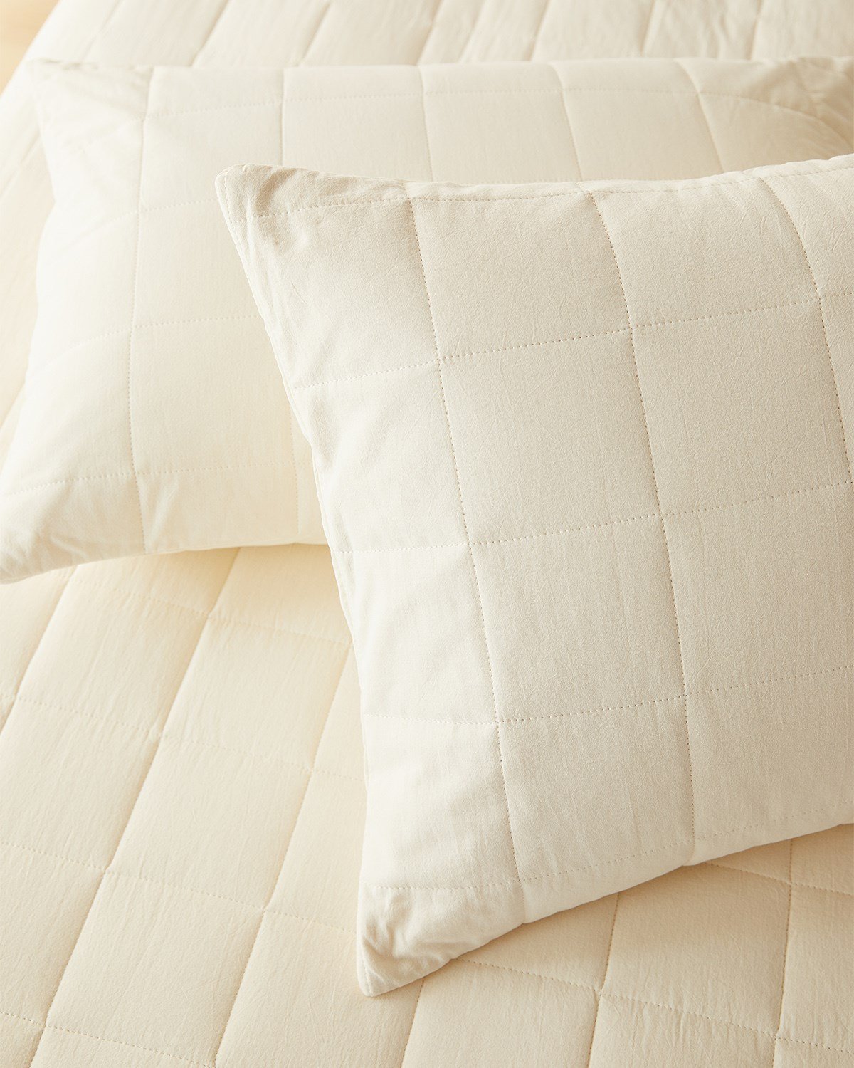 %100 Pamuk Kumaş Kapitoneli Ekru Çok Amaçlı Çift Kişilik Yatak Örtüsü Seti 1 Adet 250 x 230 / 2 Adet 50 x 70 cm