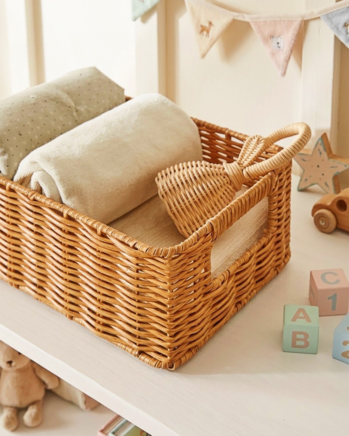4'lü Çocuk Odası Yıkanabilir Bej PP Rattan Sepet Set 30 x 20 x 11 / 33 x 23 x 11 / 36 x 26 x 12  / 39 x 29 x 13 cm