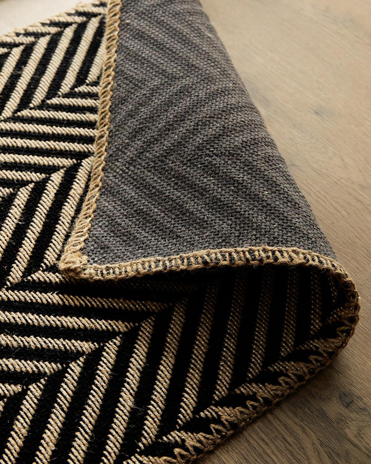 Ocean Home Textile Siyah Renk Balıksırtı Jüt Paspas 50 x 70 cm