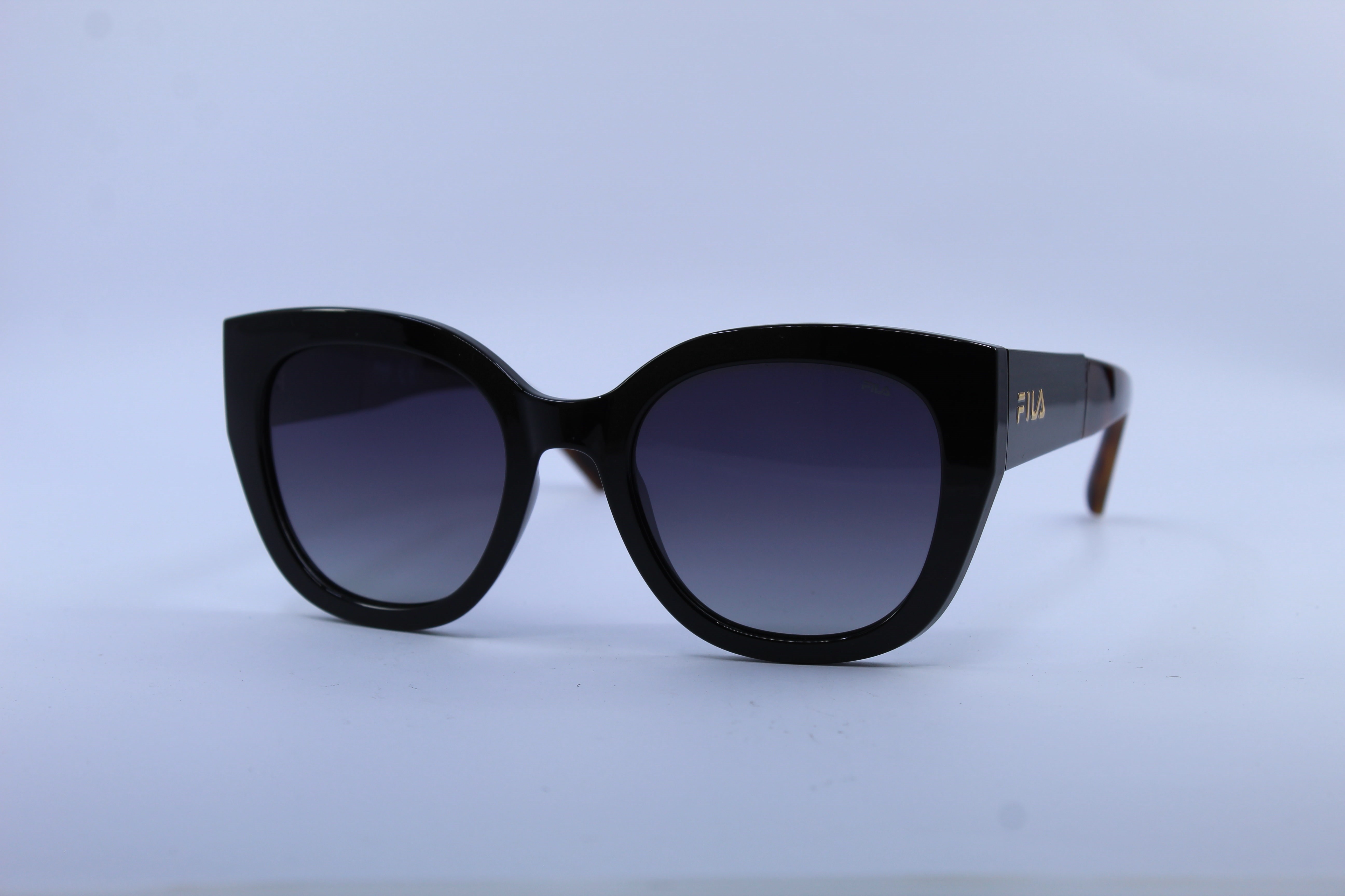 FILA  SFI682 700P 52-21  Güneş Gözlüğü