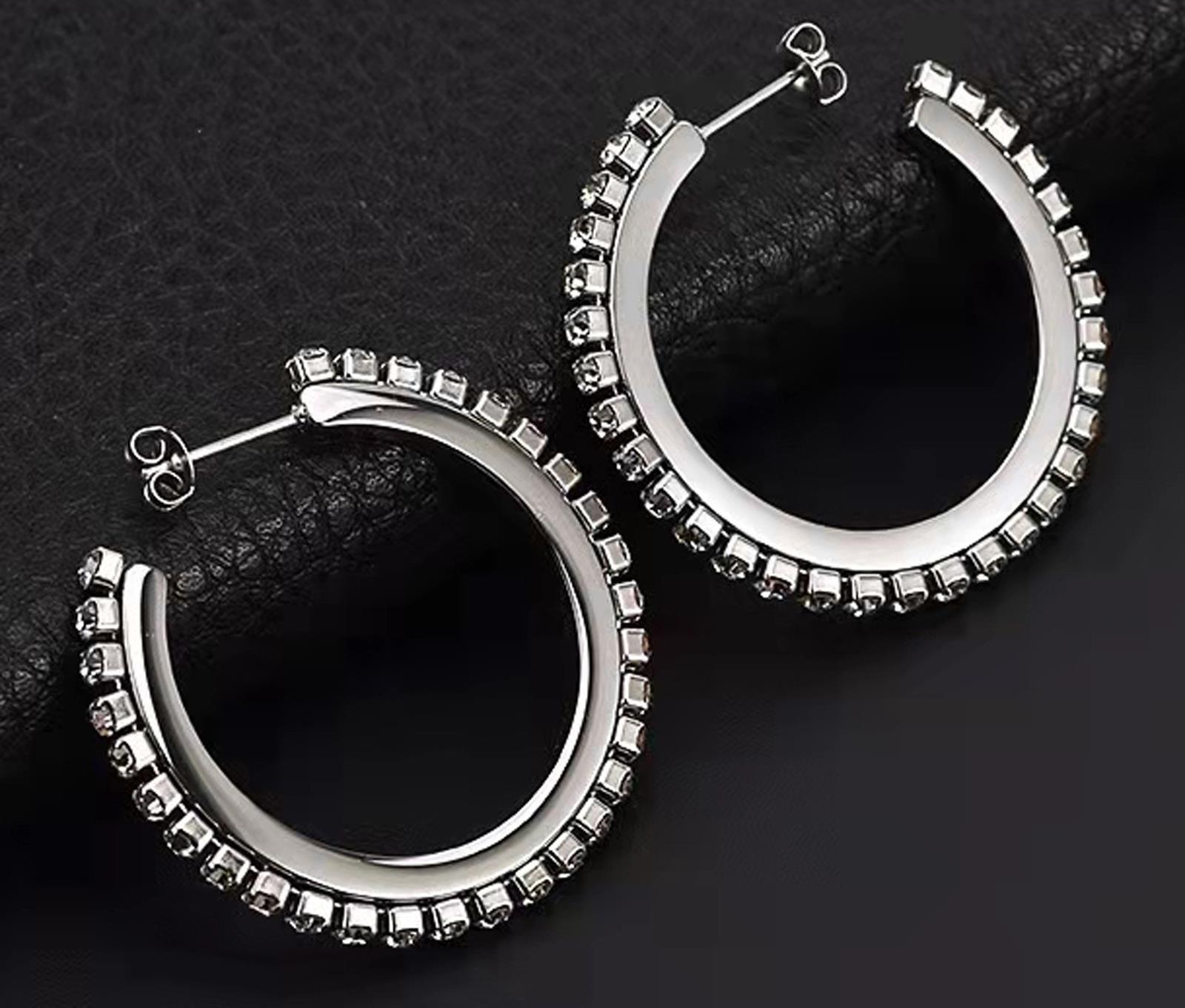 Lee Cooper LC.E.01296.330 Kadın Küpe Lee Cooper LC.E.01296.330 Kadın Küpe - Lenti 