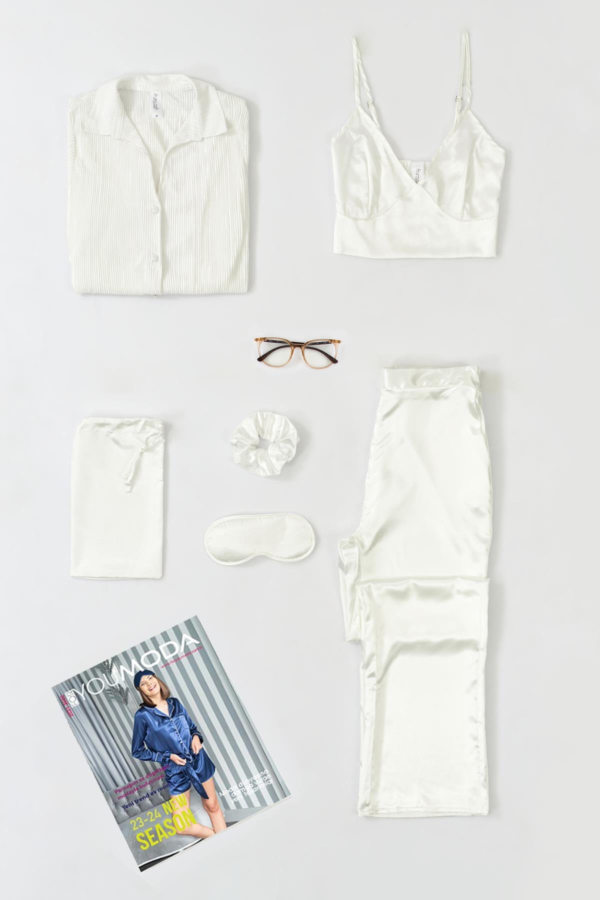 For You İn&Out 6 lı Pliseli Ekru Bustiyerli Pijama Takım  For You İn&Out 6'lı Pliseli Ekru Bustiyerli Pijama Takım