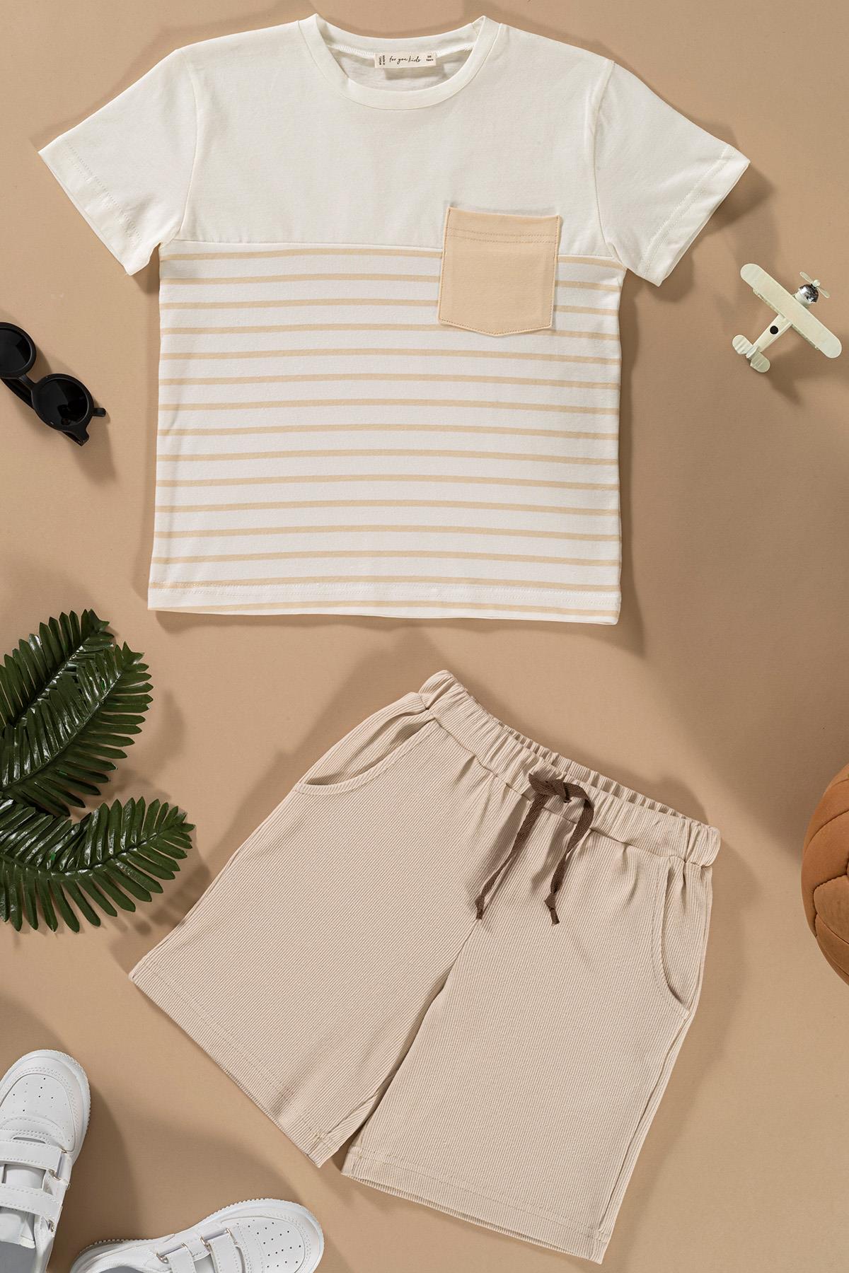 For You Kids Çizgili Garnili Cepli Taş Tshirt Şort Takım For You Kids Çizgili Garnili Cepli Taş Tshirt Şort Takım