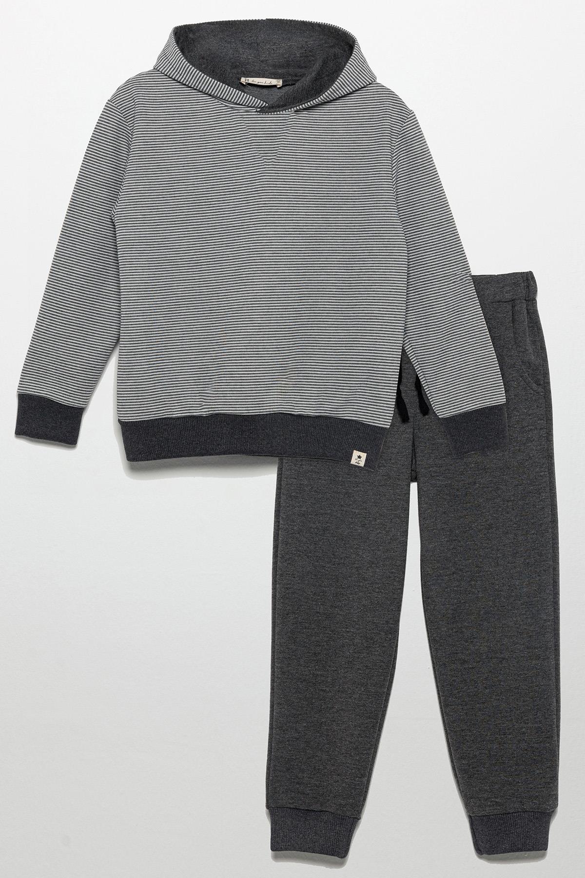 For You Kids Çizgili Kapişonlu Jogger Koyu Gri Alt Üst Takım For You Kids Çizgili Kapişonlu Jogger Koyu Gri Alt Üst Takım