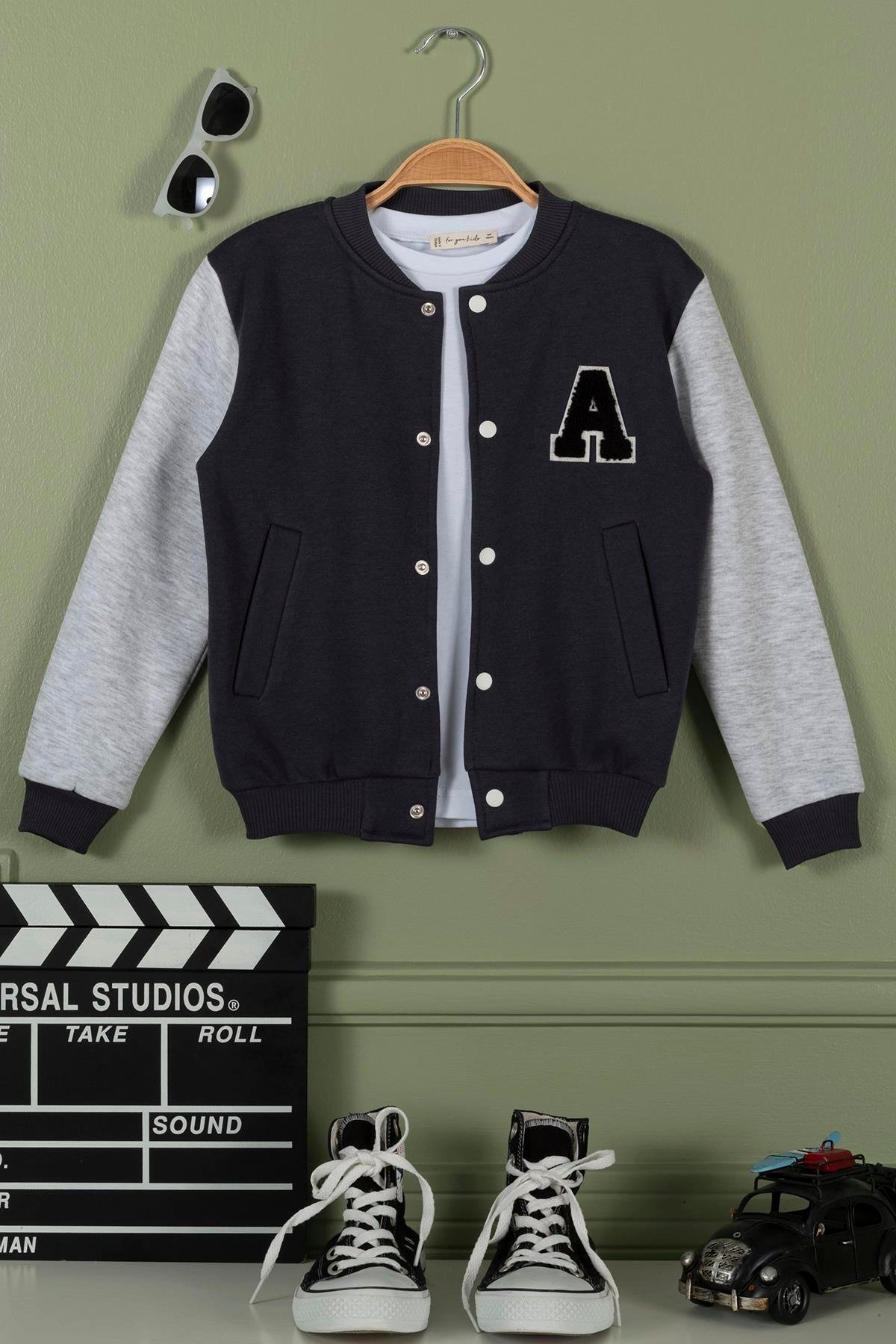 For You Kids Nakışlı Antrasit Erkek Çocuk Kolej Ceket For You Kids Nakışlı Antrasit Erkek Çocuk Kolej Ceket