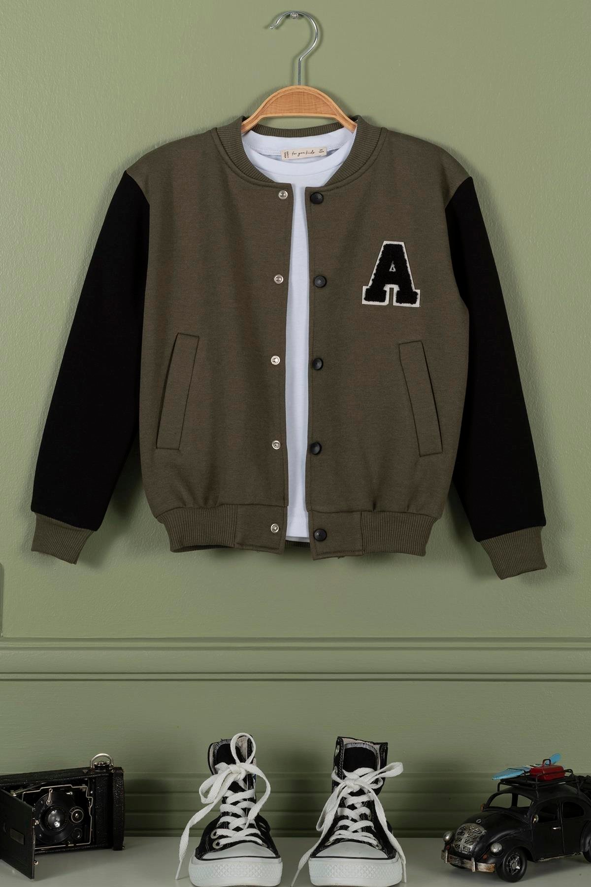 For You KidsNakışlı Yeşil Erkek Çocuk Kolej Ceket For You Kids Nakışlı Yeşil Erkek Çocuk Kolej Ceket